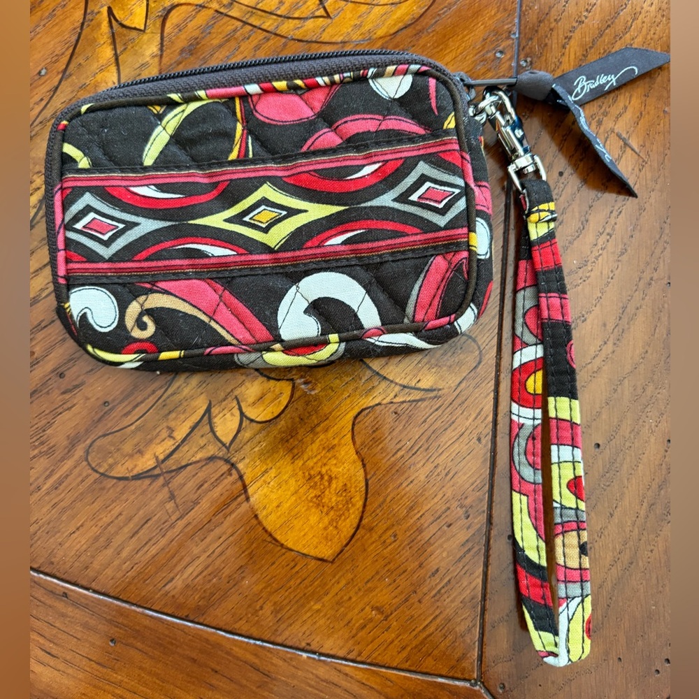 Vera Bradley Puccini Wristlet NWOT